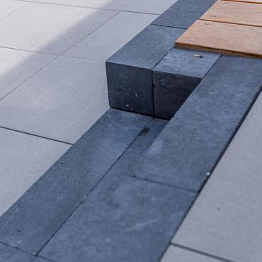 Linea block Excell 15x15x60 cm Black Nero