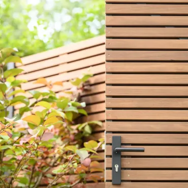 RVS luxe deurbeslagset zwart gecoat SKG keurmerk met slotkast, cilinder, slot en duimen